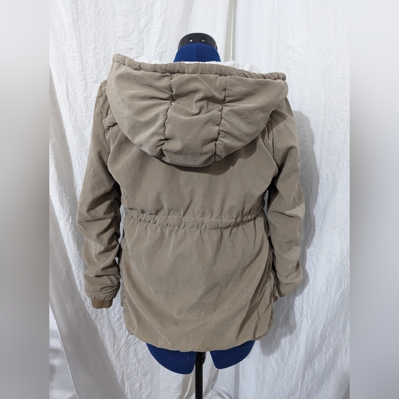 Z & I Utility Jacket - Picture 2 of 8